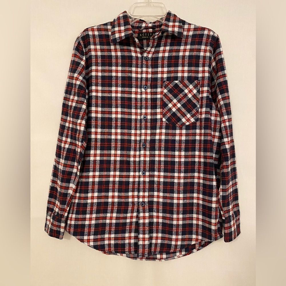 Activa Sports Inc. flannel size small. Red, white, and blue.